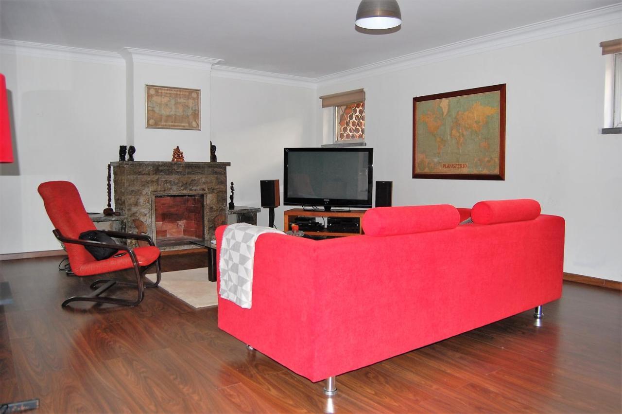 Vinaika Loft Apartment Оейраш Екстериор снимка