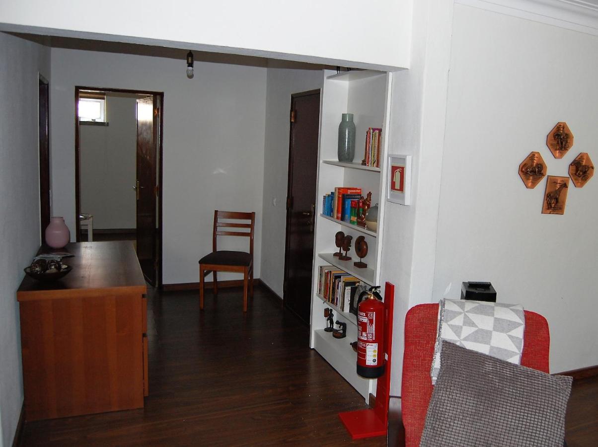 Vinaika Loft Apartment Оейраш Екстериор снимка